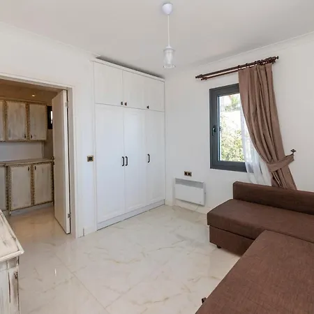 Splendid Villa With Private Pool And Jacuzzi Near Beach In Bodrum * Turgutreis